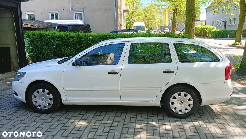 Skoda Octavia 1.6 Combi Classic - 1