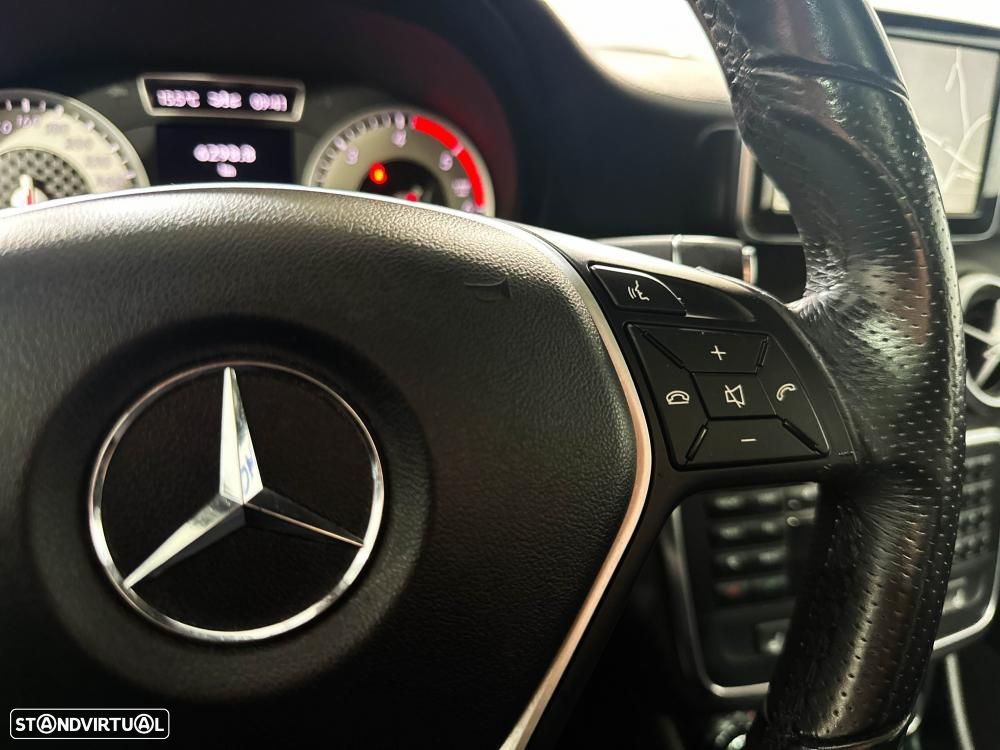 Mercedes-Benz A 180 d 7G-DCT AMG Line - 41