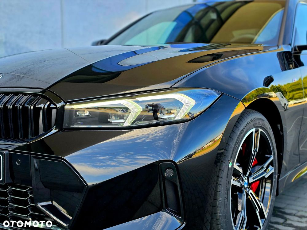 BMW Seria 3 330i xDrive M Sport - 14
