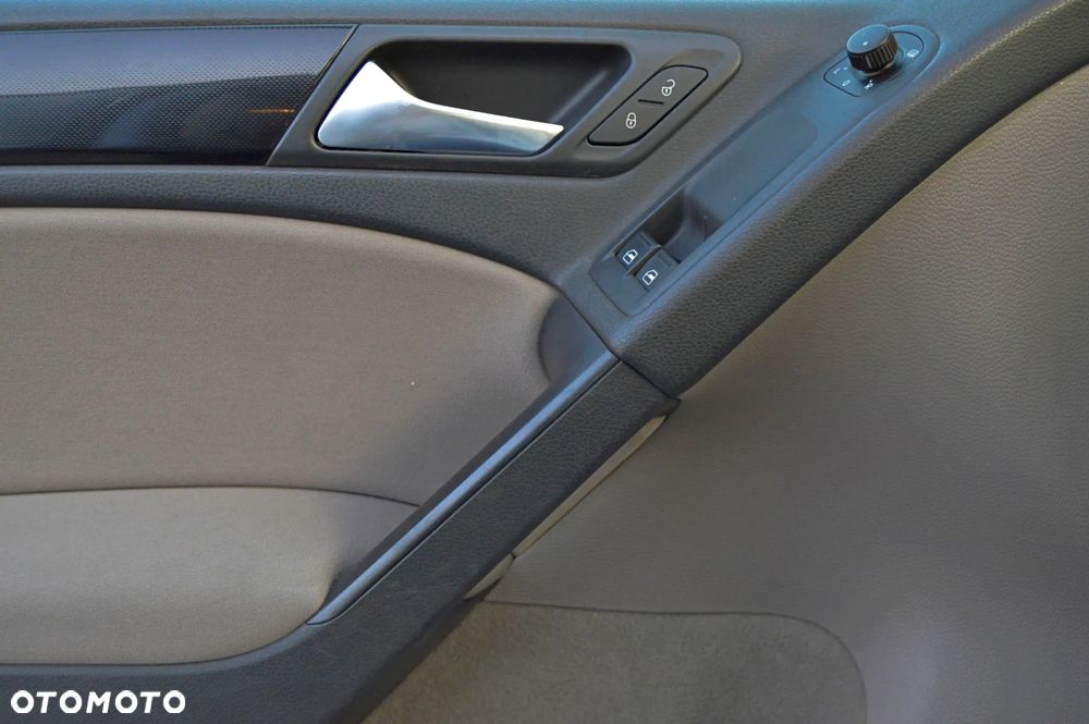 Volkswagen Golf 1.4 TSI Comfortline DSG - 14