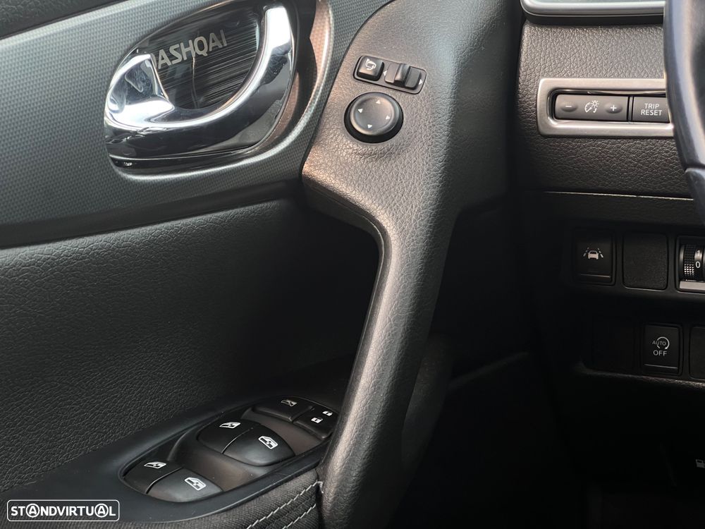 Nissan Qashqai 1.5 dCi Acenta Connect - 17
