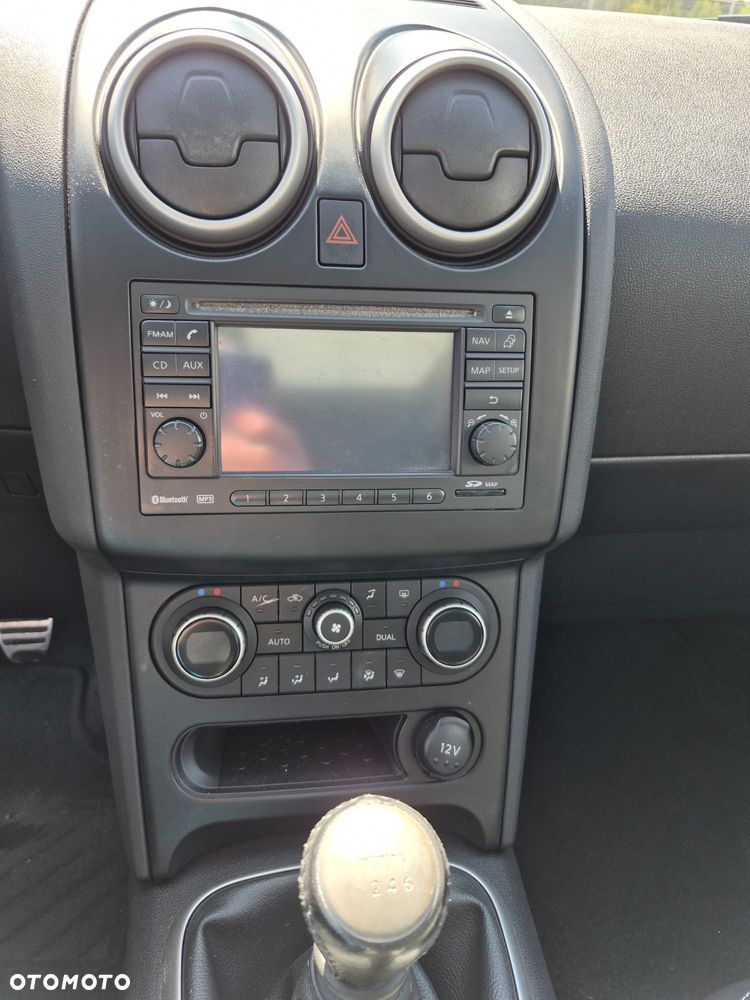 Nissan Qashqai+2 2.0 dCi DPF 4x4 tekna - 17