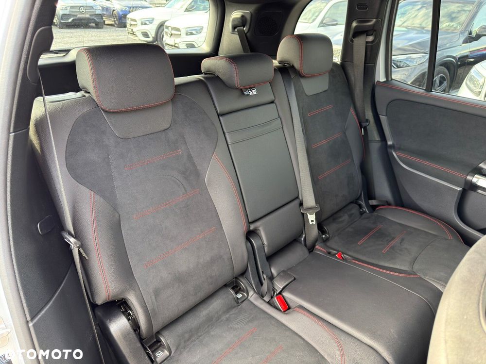 Mercedes-Benz GLB 200 AMG Line 7G-DCT - 29