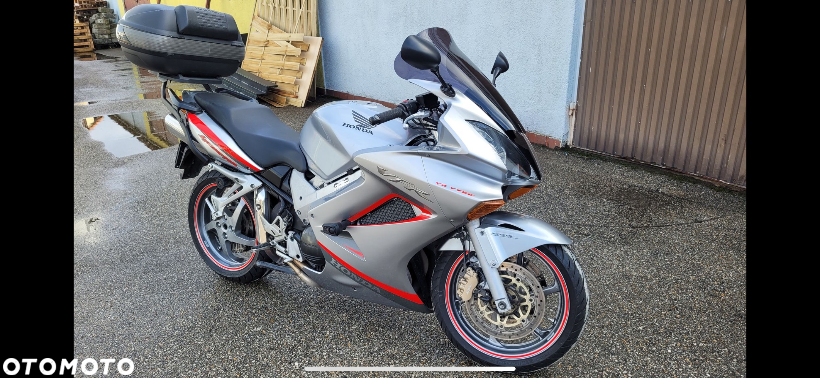 Honda VFR - 7