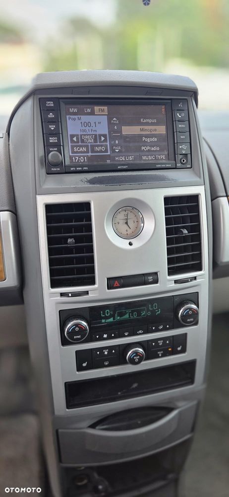 Chrysler Town & Country 4.0 Limited - 28