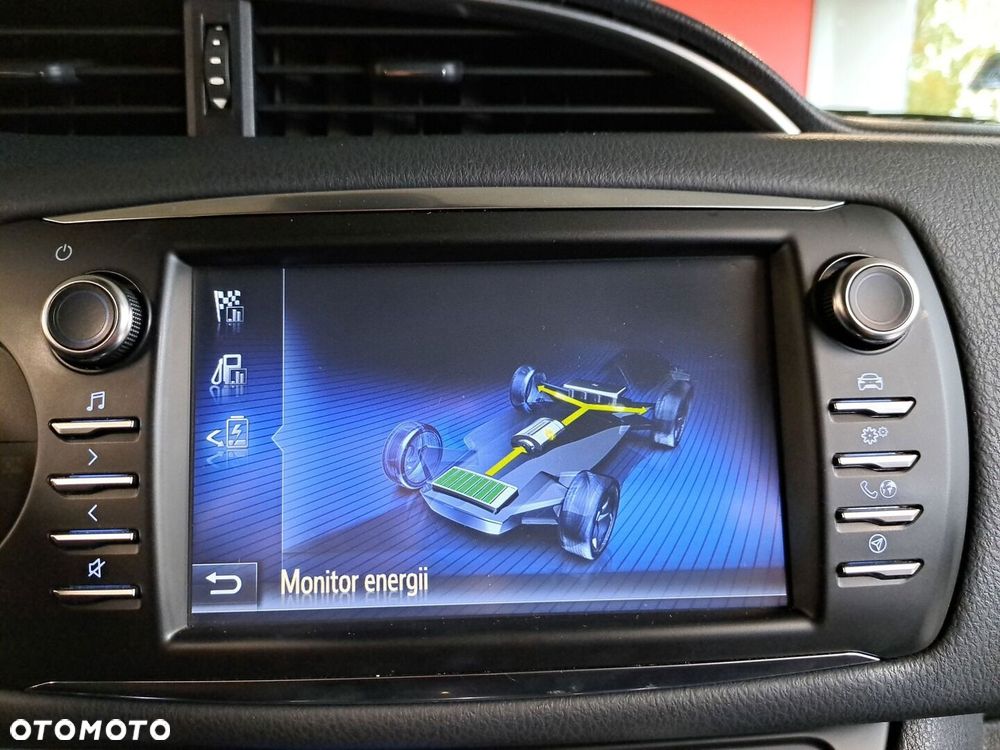 Toyota Yaris Hybrid 100 Premium EU6 - 22