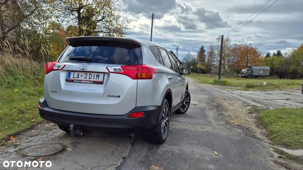 Toyota RAV4 2.0 D-4D Premium - 4