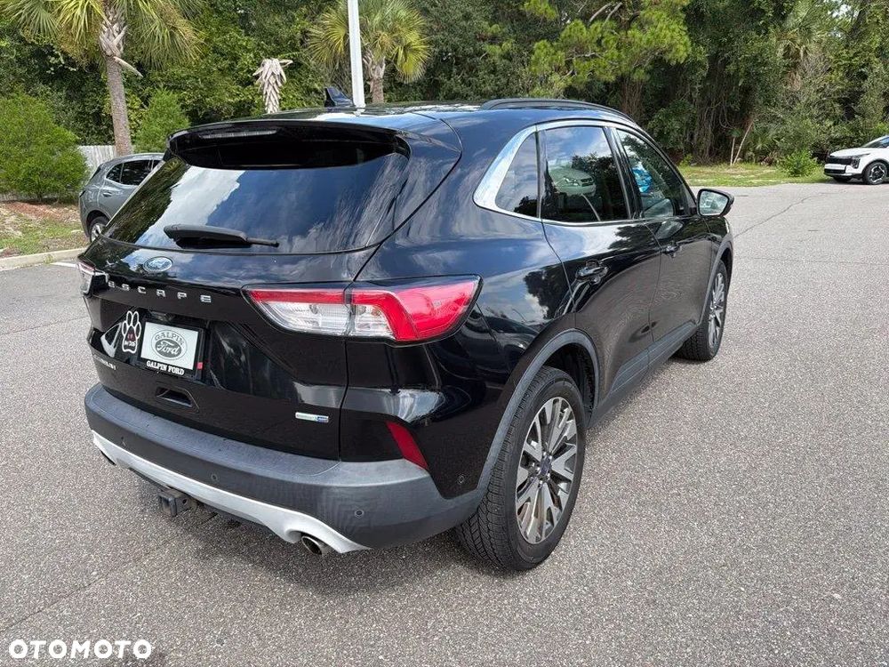 Ford Escape 2.0 EcoBoost AWD Titanium - 6
