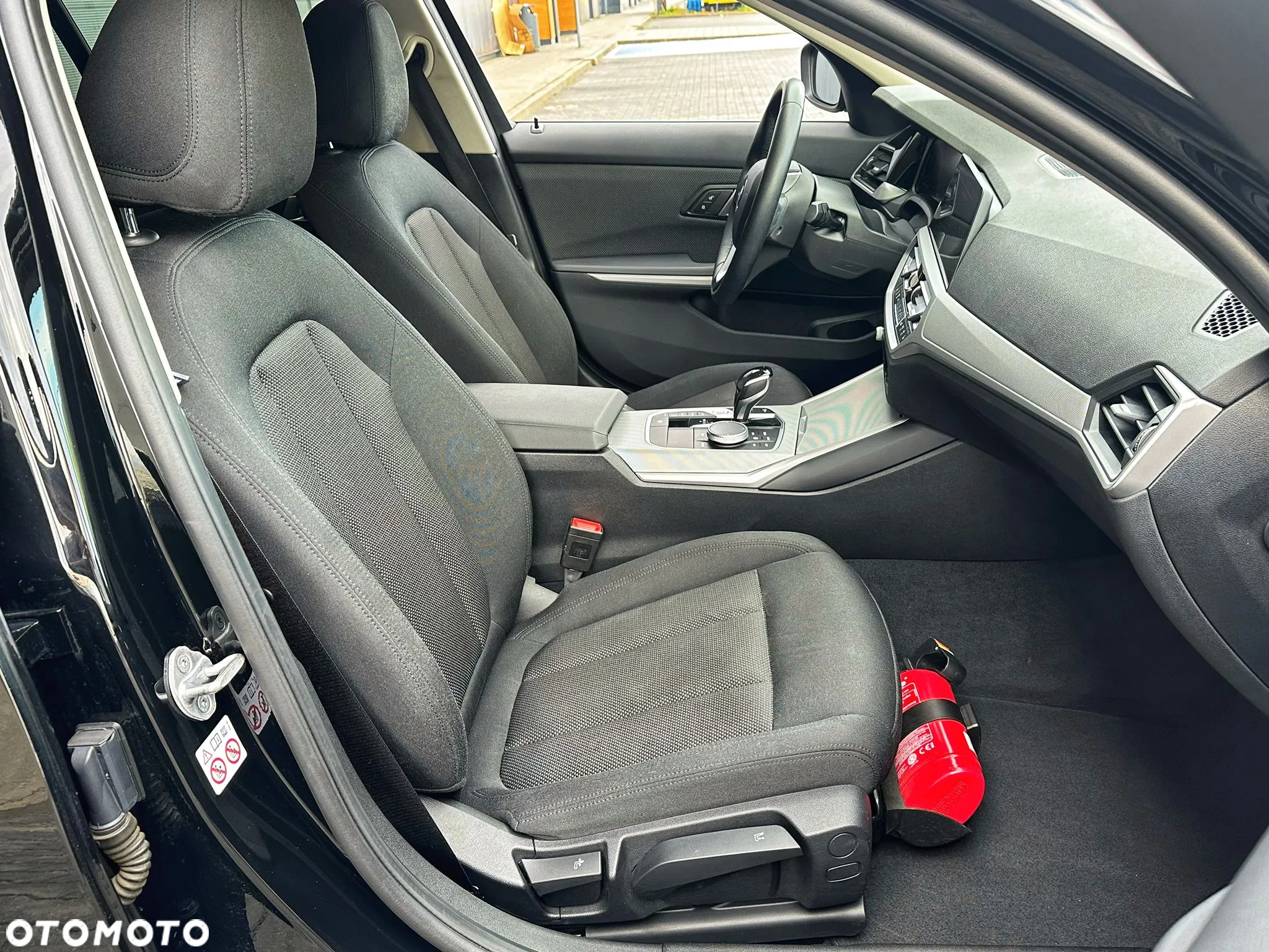 BMW Seria 3 318i Advantage - 25