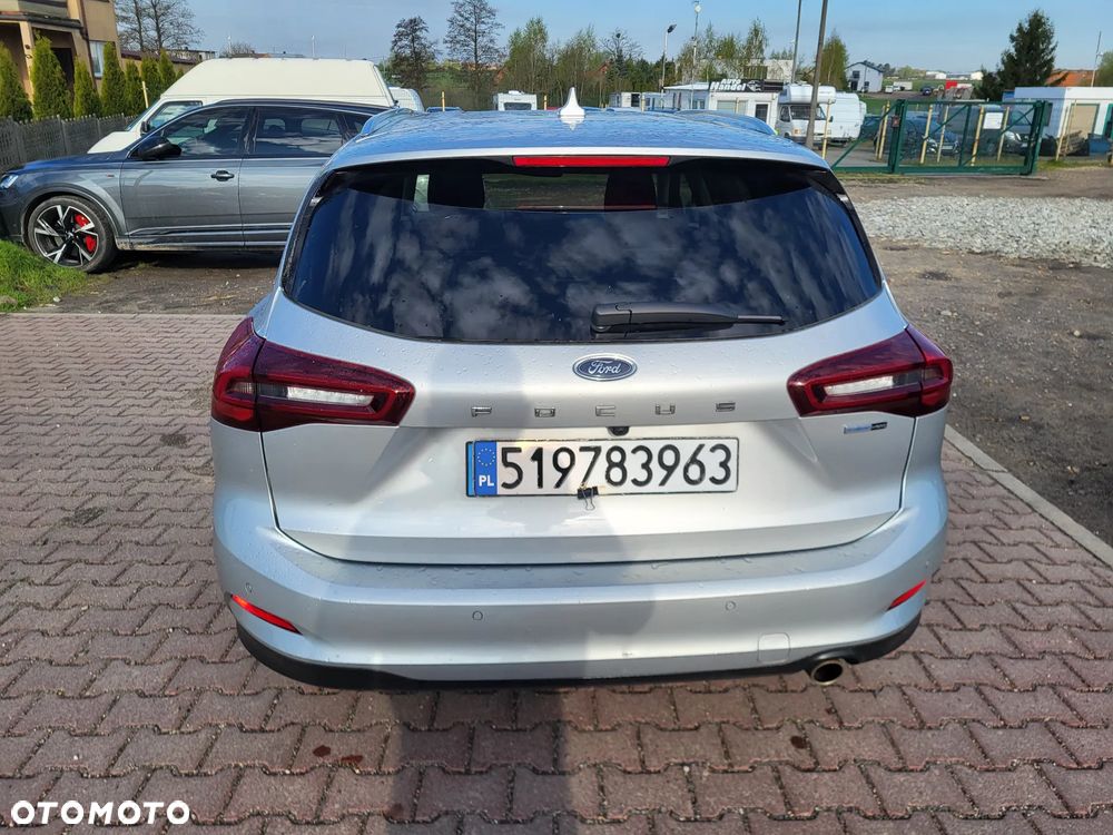 Ford Focus 1.0 EcoBoost Hybrid TITANIUM - 19