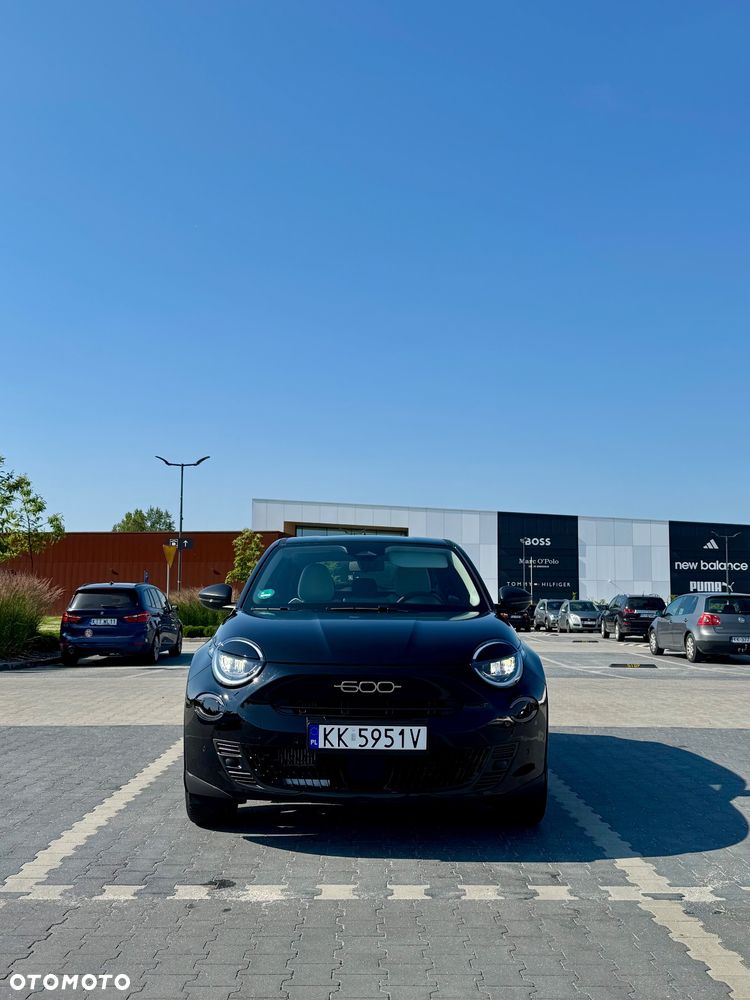 Fiat 600 HYBRID 125 Jahre Edition - 2