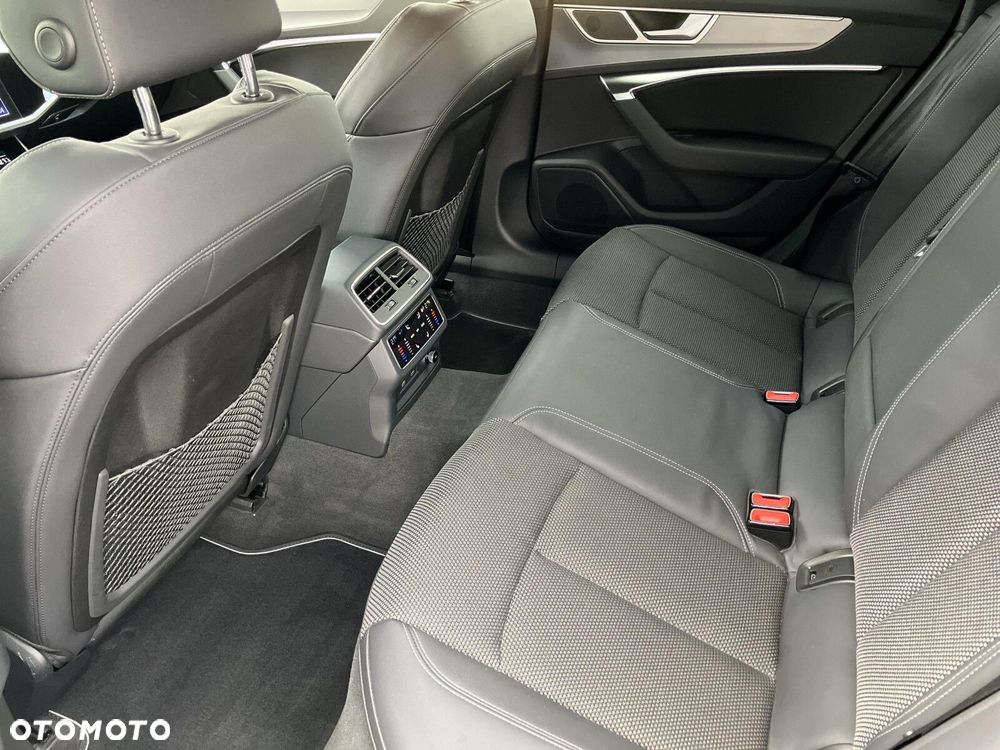 Audi A6 Avant - 14