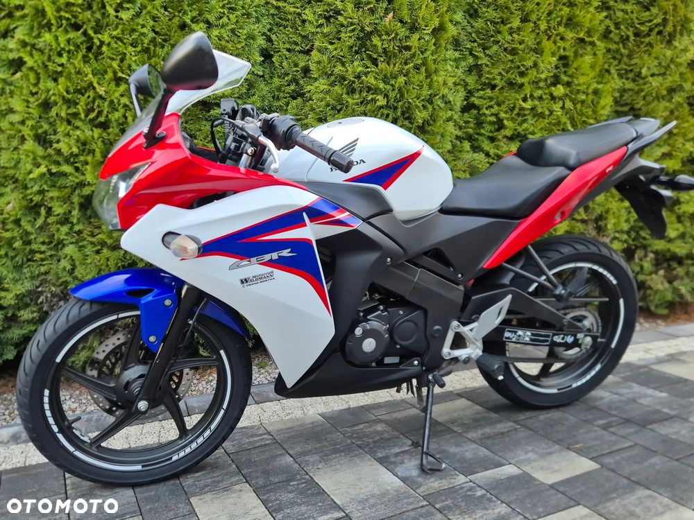 Honda CBR - 4