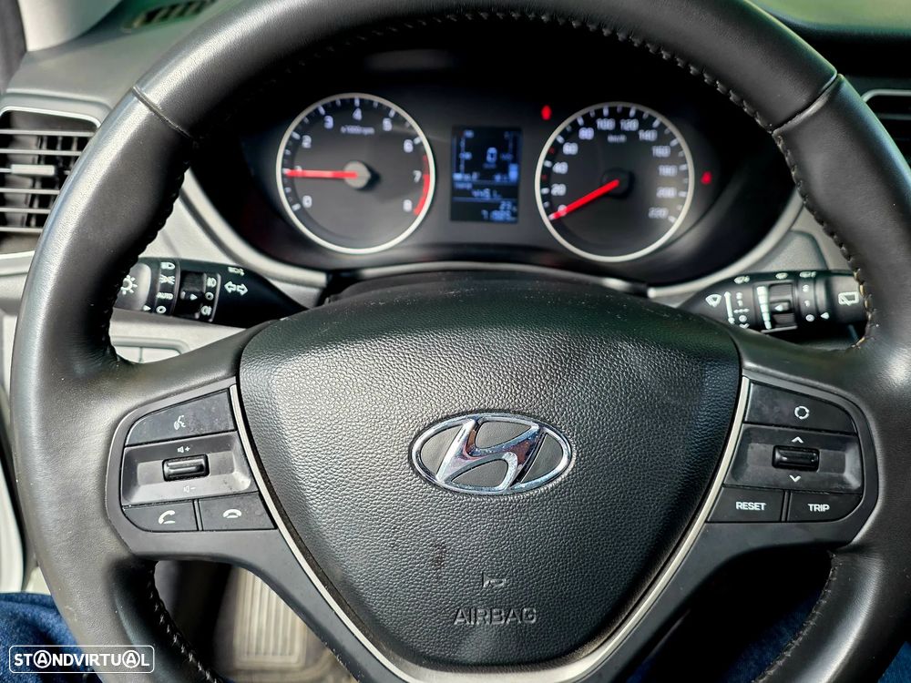 Hyundai i20 1.2 Comfort - 12