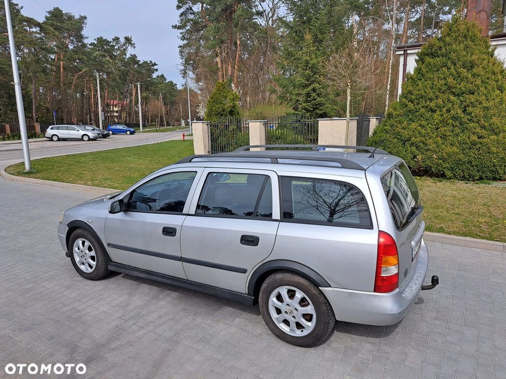 Opel Astra - 8