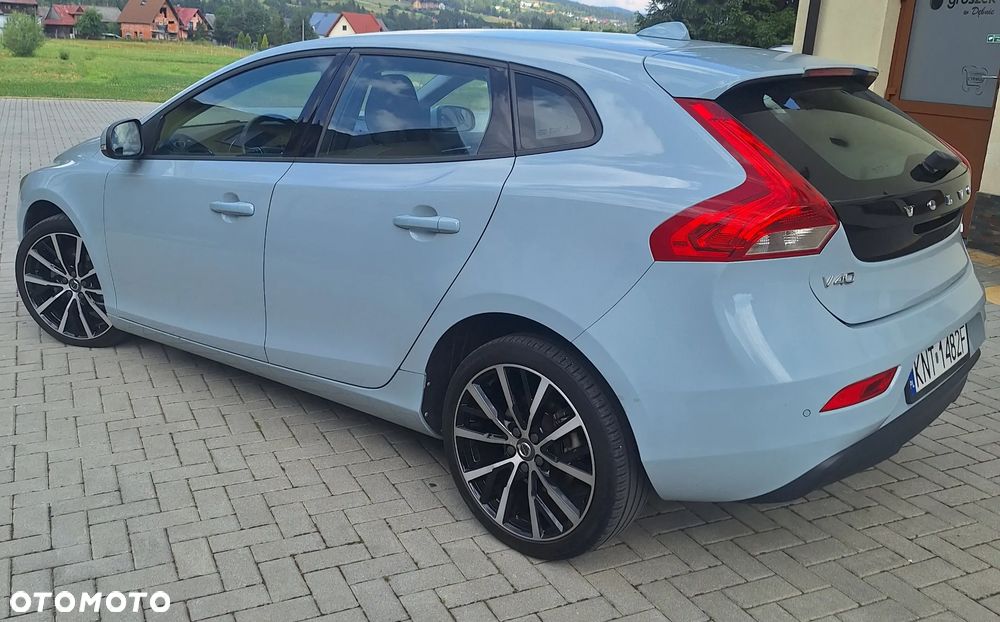 Volvo V40 D2 Momentum - 6
