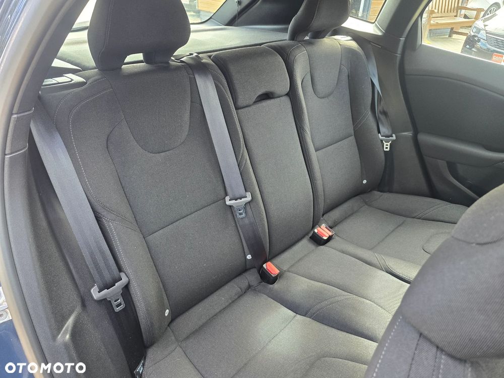 Volvo V40 - 14