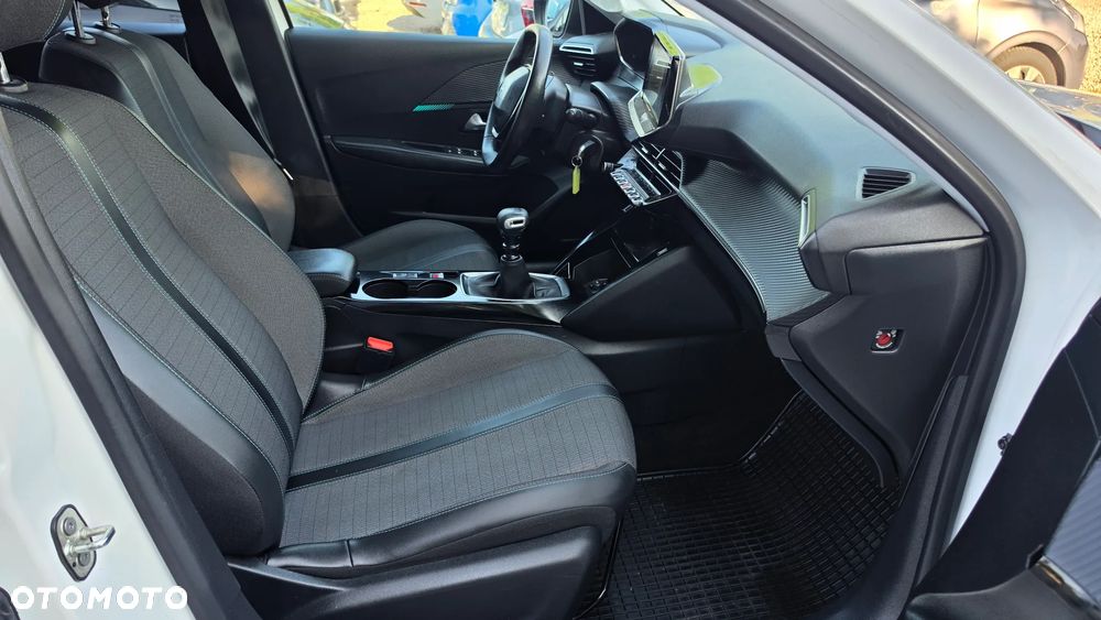 Peugeot 208 1.5 BlueHDi Signature S&S - 16