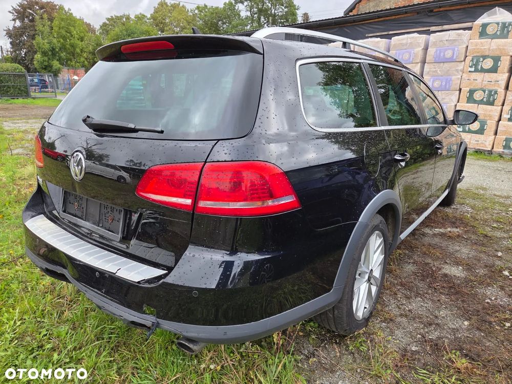 Volkswagen Passat Alltrack 2.0 TDI 4Motion DSG BlueMotion Tec - 14