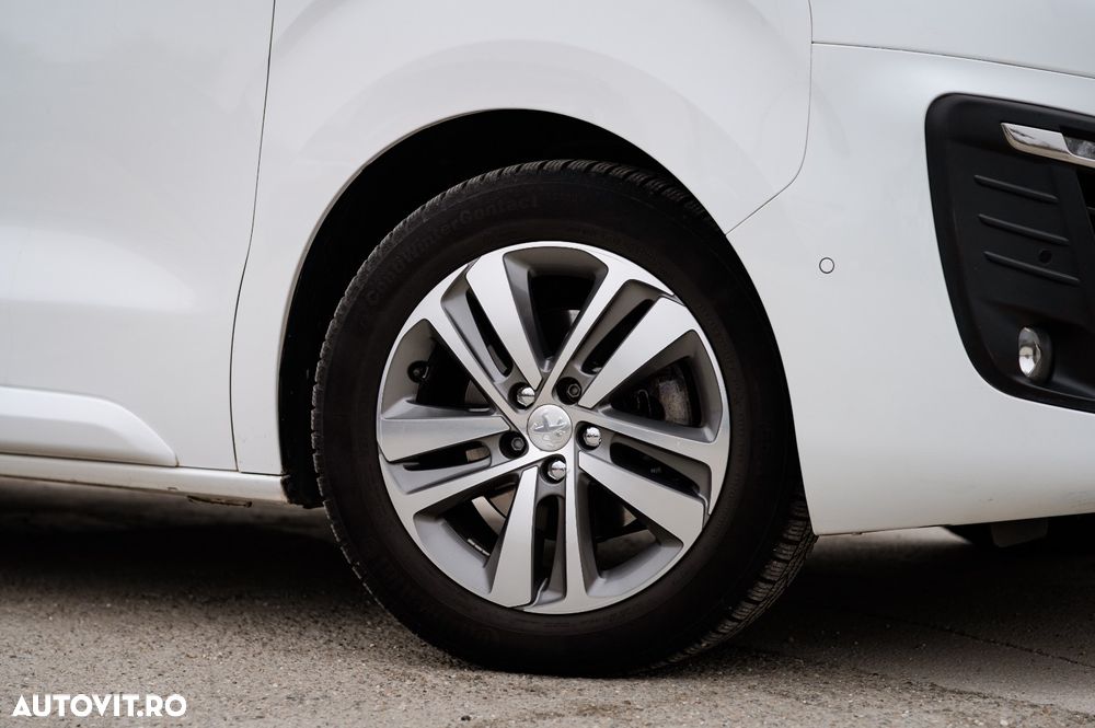 Peugeot Traveller - 13