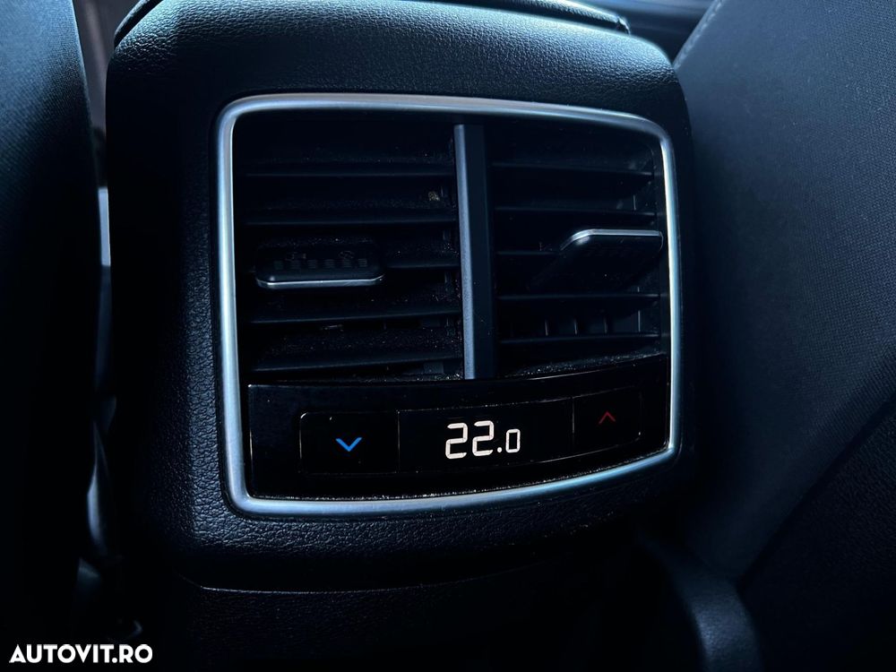 Kia Sportage 1.6 T-GDI HEV 6AT 4x2 Business Line - 29