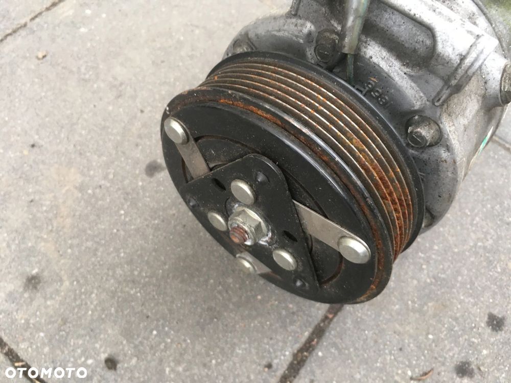 KOMPRESOR KLIMATYZACJI LAND ROVER 9X23-19D629-DA - 2