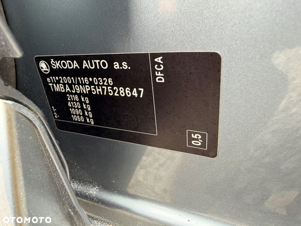 Skoda Superb 2.0 TDI DSG L&K - 25