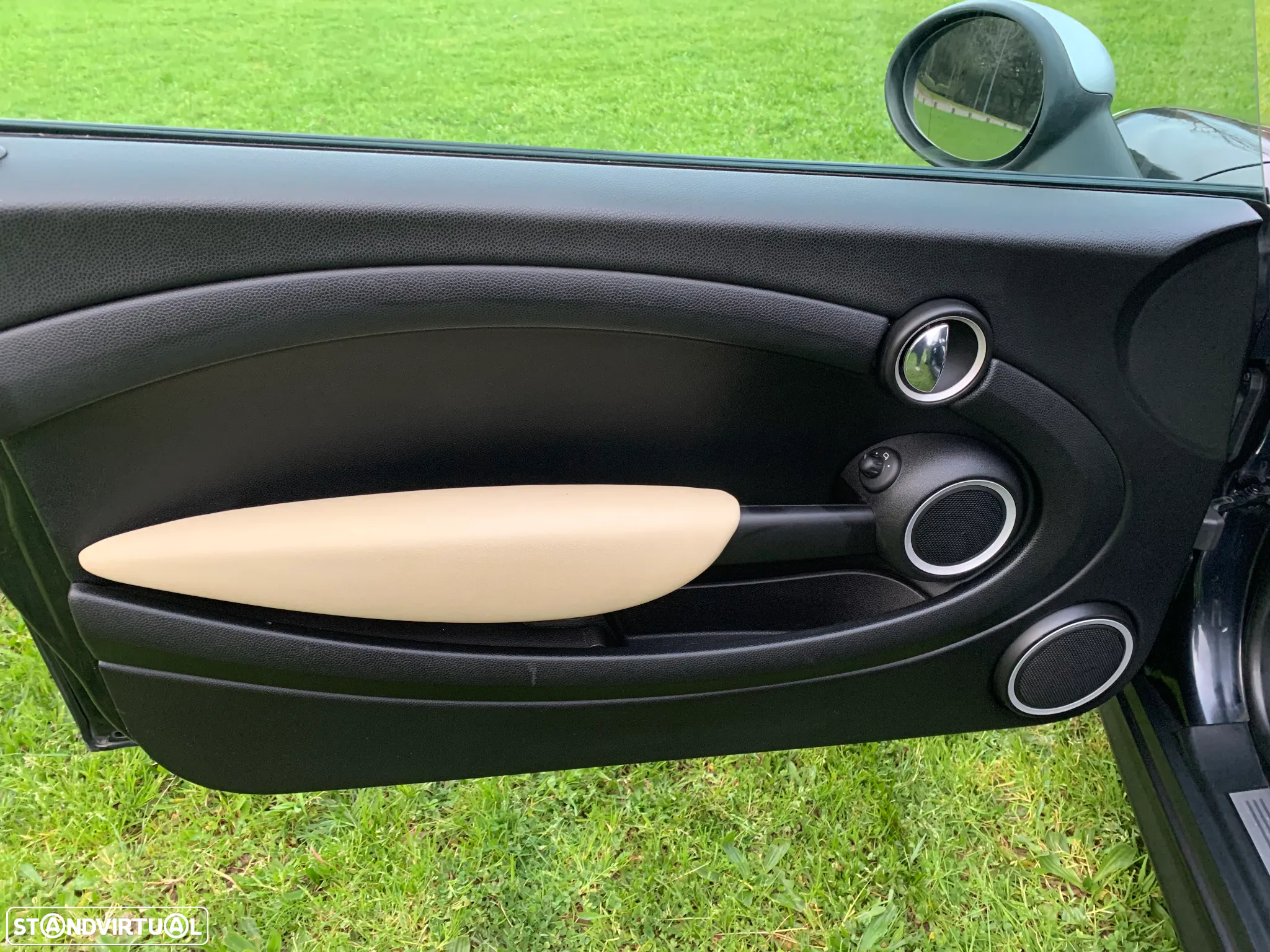 MINI 3 Portas Cooper D - 27