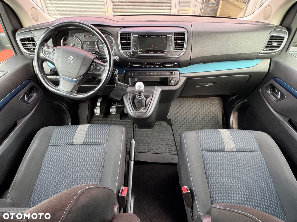 Peugeot Traveller - 32