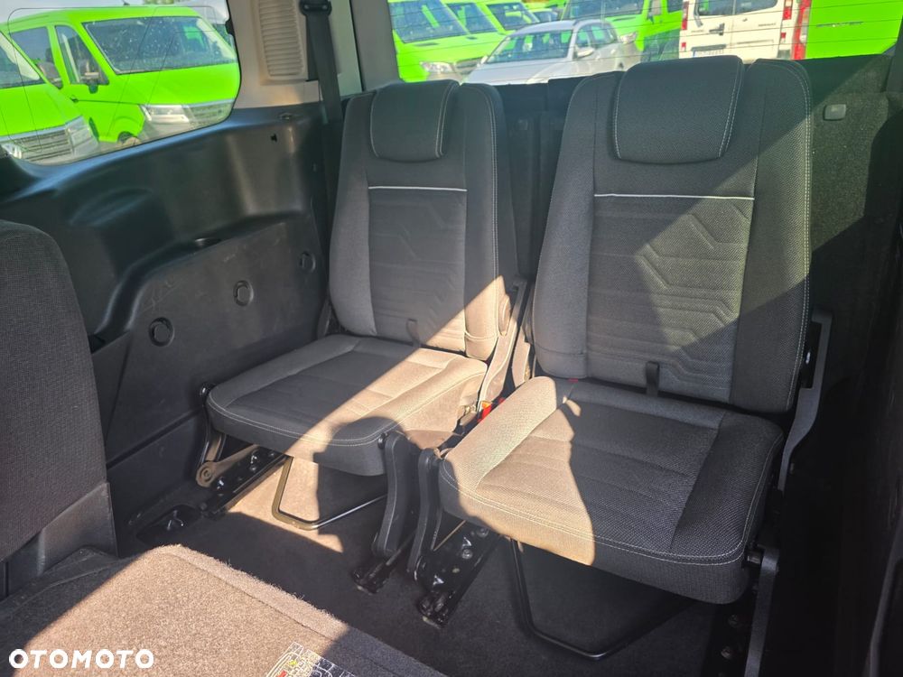 Ford Tourneo Connect 1.5 TDCi Titanium - 15