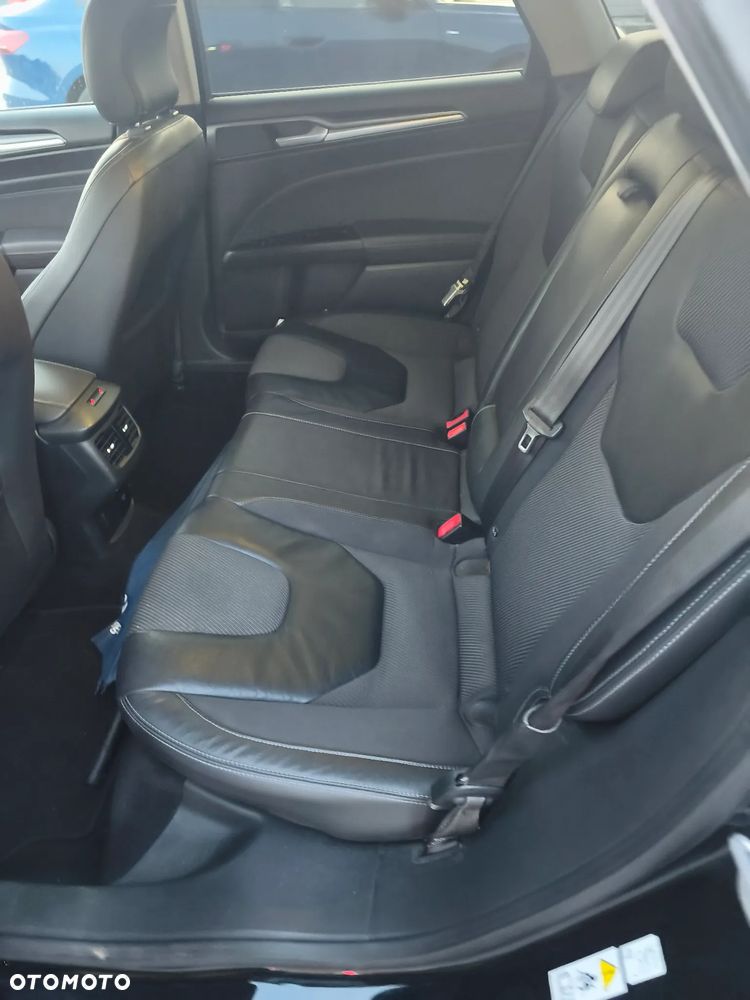 Ford Mondeo 2.0 TDCi Titanium - 15
