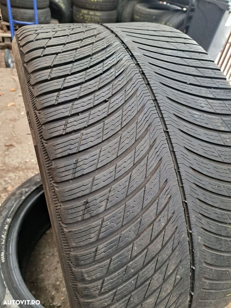 O anvelopa  325/35 R22 Michelin - 3