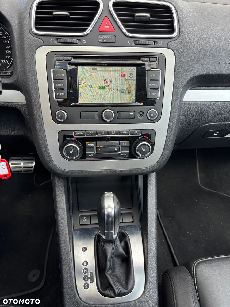Volkswagen Eos 2.0 TDI DPF DSG Exclusive - 18
