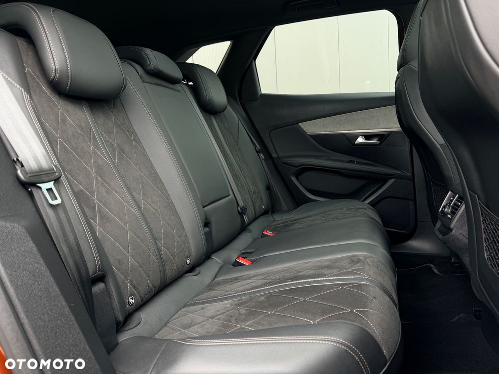 Peugeot 3008 BlueHDi 180 Stop & Start EAT8 GT - 33