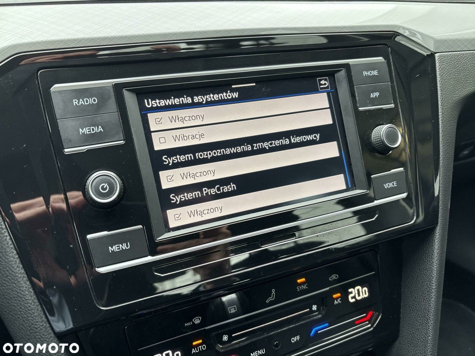 Volkswagen Passat 1.5 TSI EVO Business DSG - 22