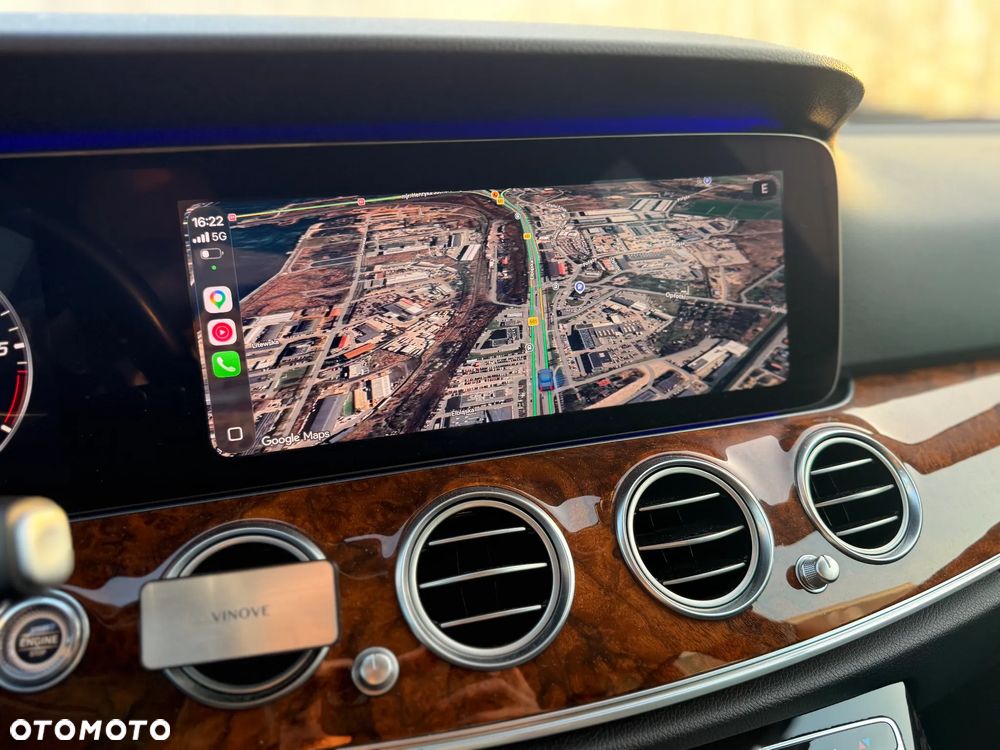 Mercedes-Benz Klasa E 220 d 4-Matic 9G-TRONIC - 8