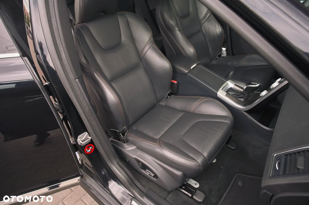 Volvo XC 60 D4 Geartronic Summum - 22
