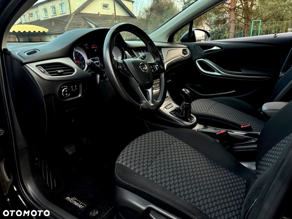 Opel Astra 1.4 Turbo Innovation - 9