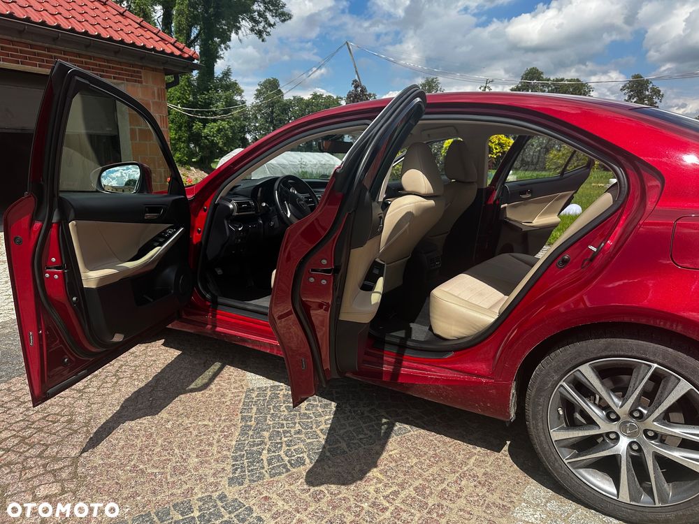 Lexus IS 200t Elegance - 13