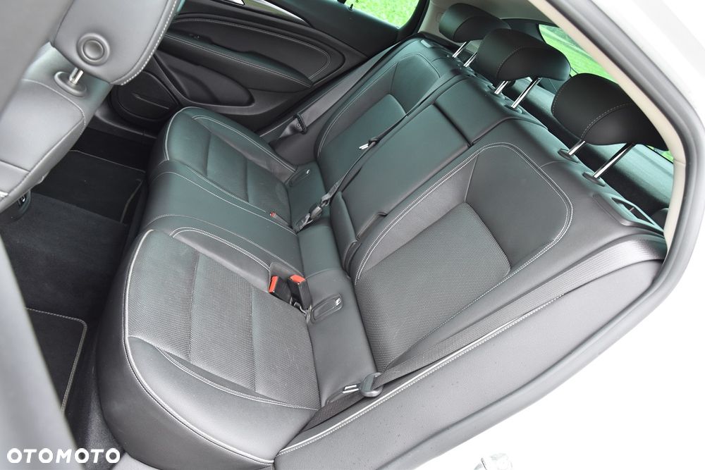 Opel Insignia 2.0 CDTI Elite S&S - 22