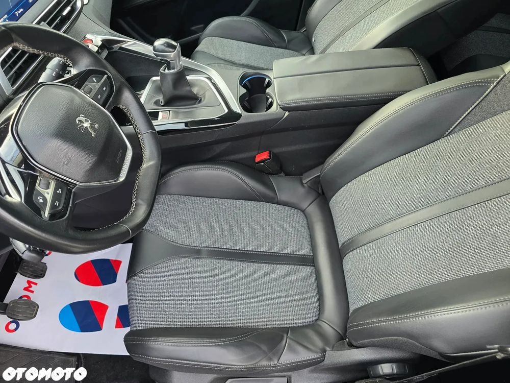 Peugeot 3008 2.0 BlueHDi Allure - 25