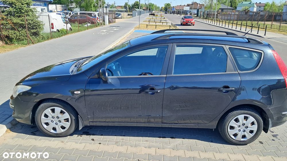 Hyundai i30 1.6 CRDi Classic + - 2