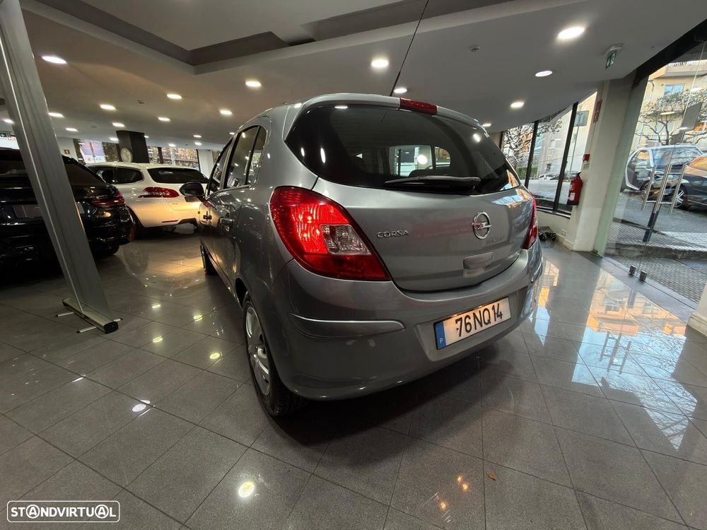 Opel Corsa 1.2 Enjoy - 4
