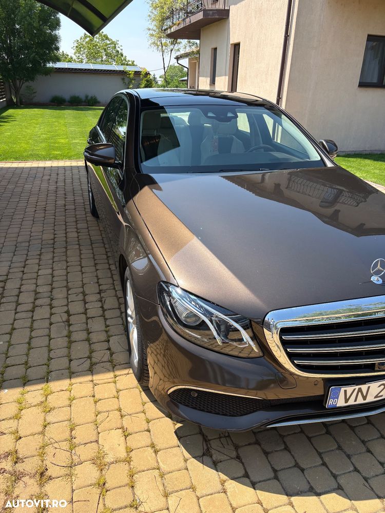 Mercedes-Benz E 220 d 9G-TRONIC - 3