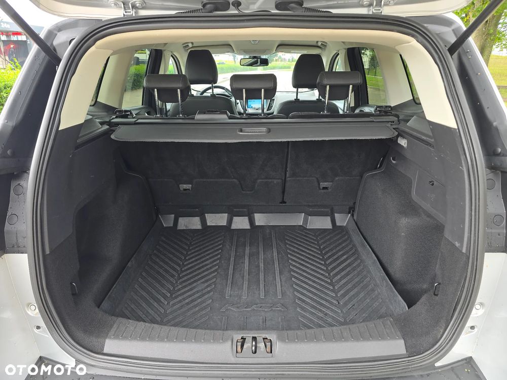 Ford Kuga 2.0 TDCi 4x2 Titanium - 13