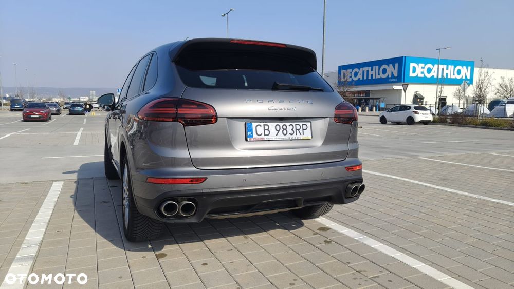 Porsche Cayenne S - 37