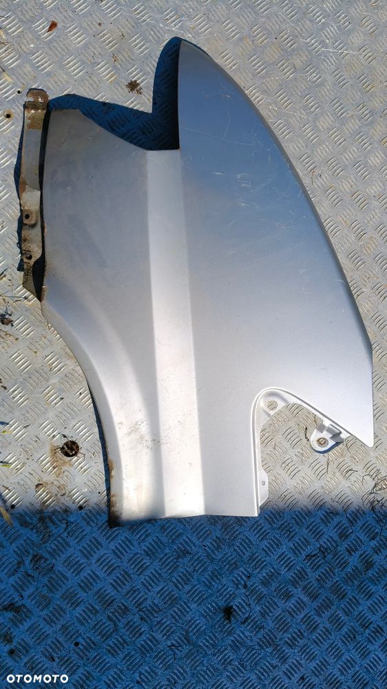 Błotnik lewy przód ford transit mk6 srebrny - 1