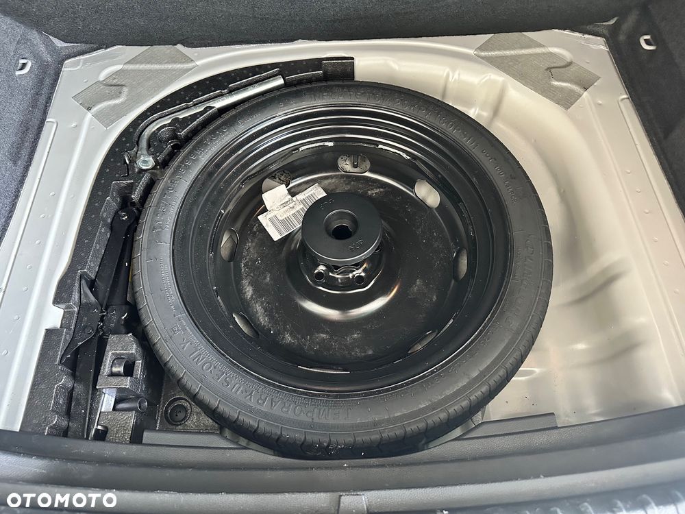 Skoda Karoq 1.5 TSI ACT Ambition DSG - 32