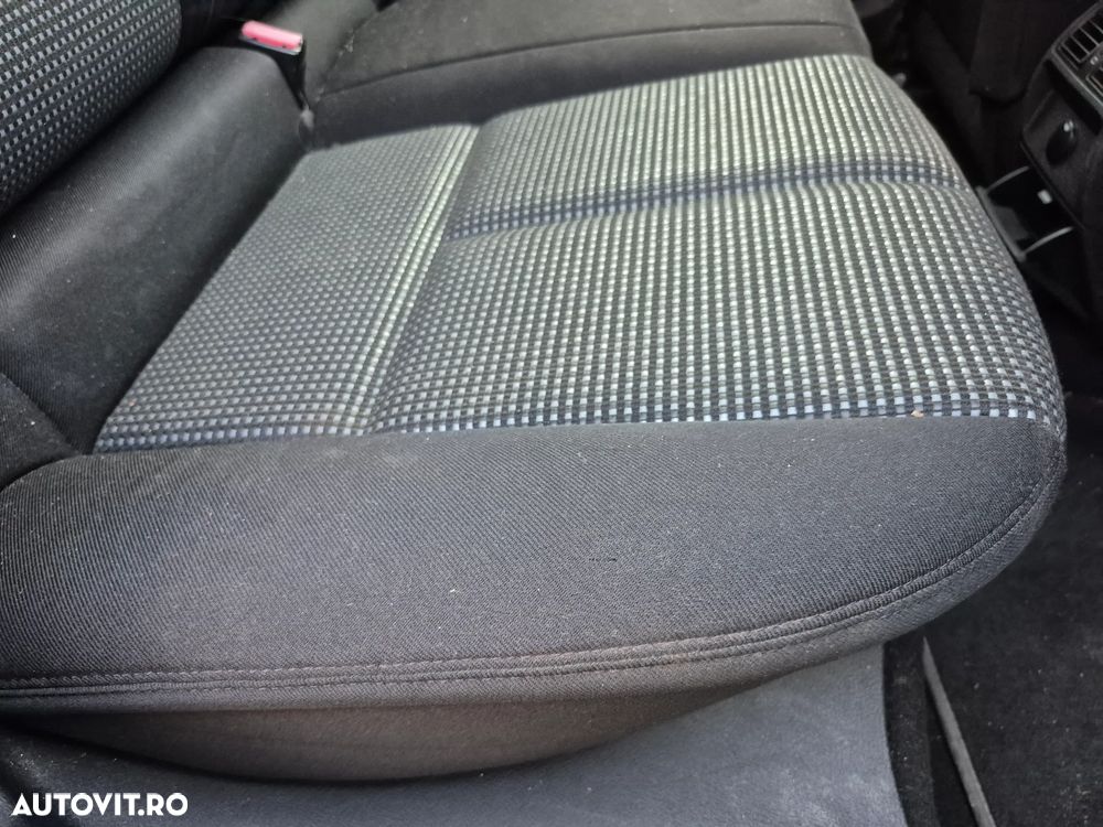 Peugeot 407 SW HDi 165 Automatik JBL - 9