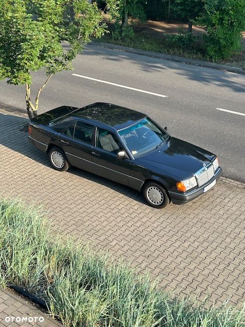 Mercedes-Benz W124 (1984-1993) - 1